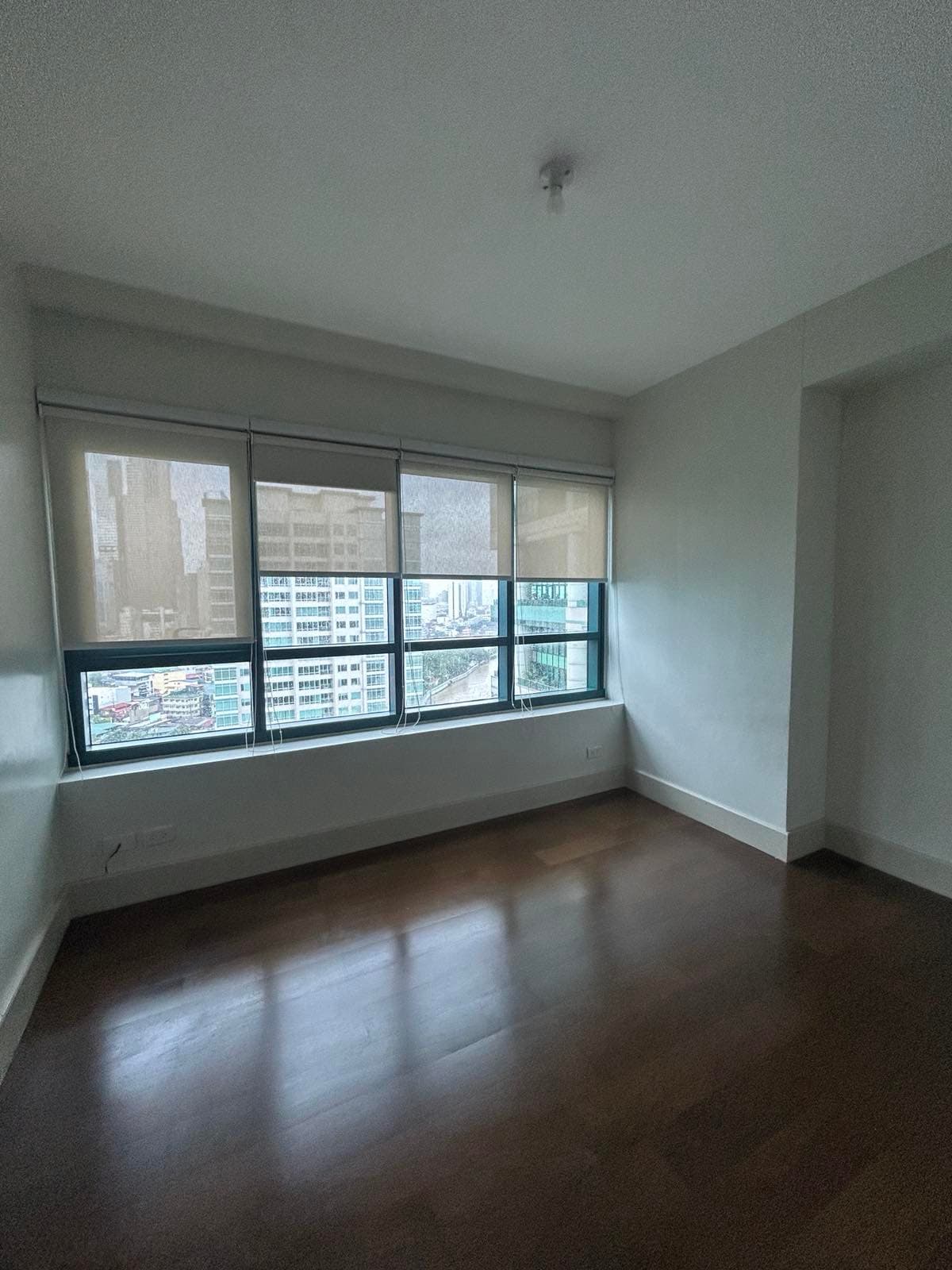 2BR Semi-furnished w/ 1 Parking Slot in Makati - Edades Tower